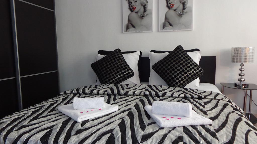 Zoya Apartment Бургас Номер фото